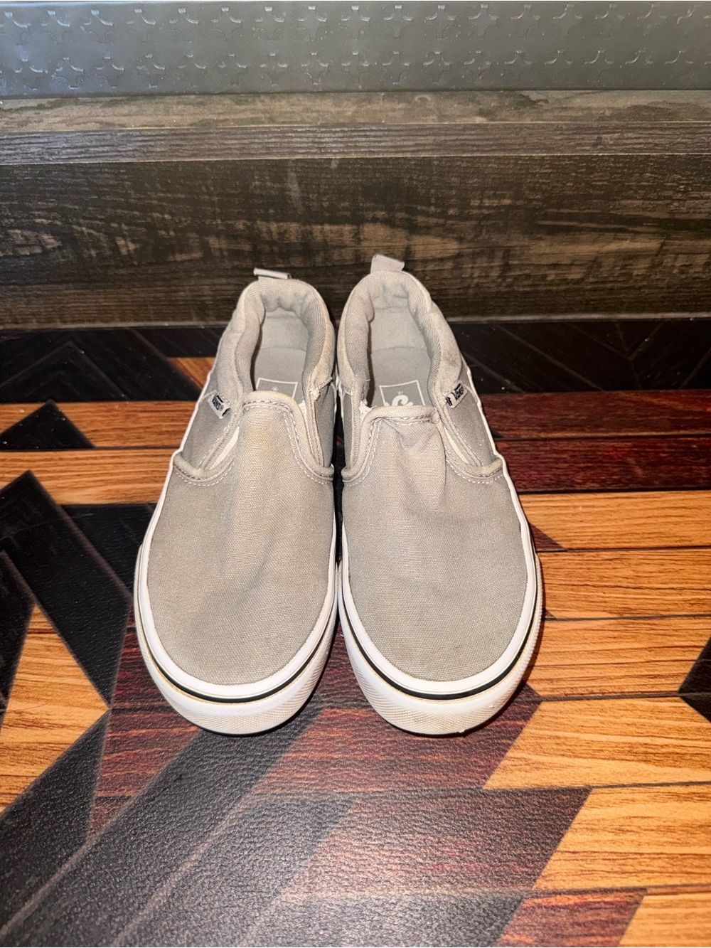 Slip-On Vans in Light Gray - Casual Comfort